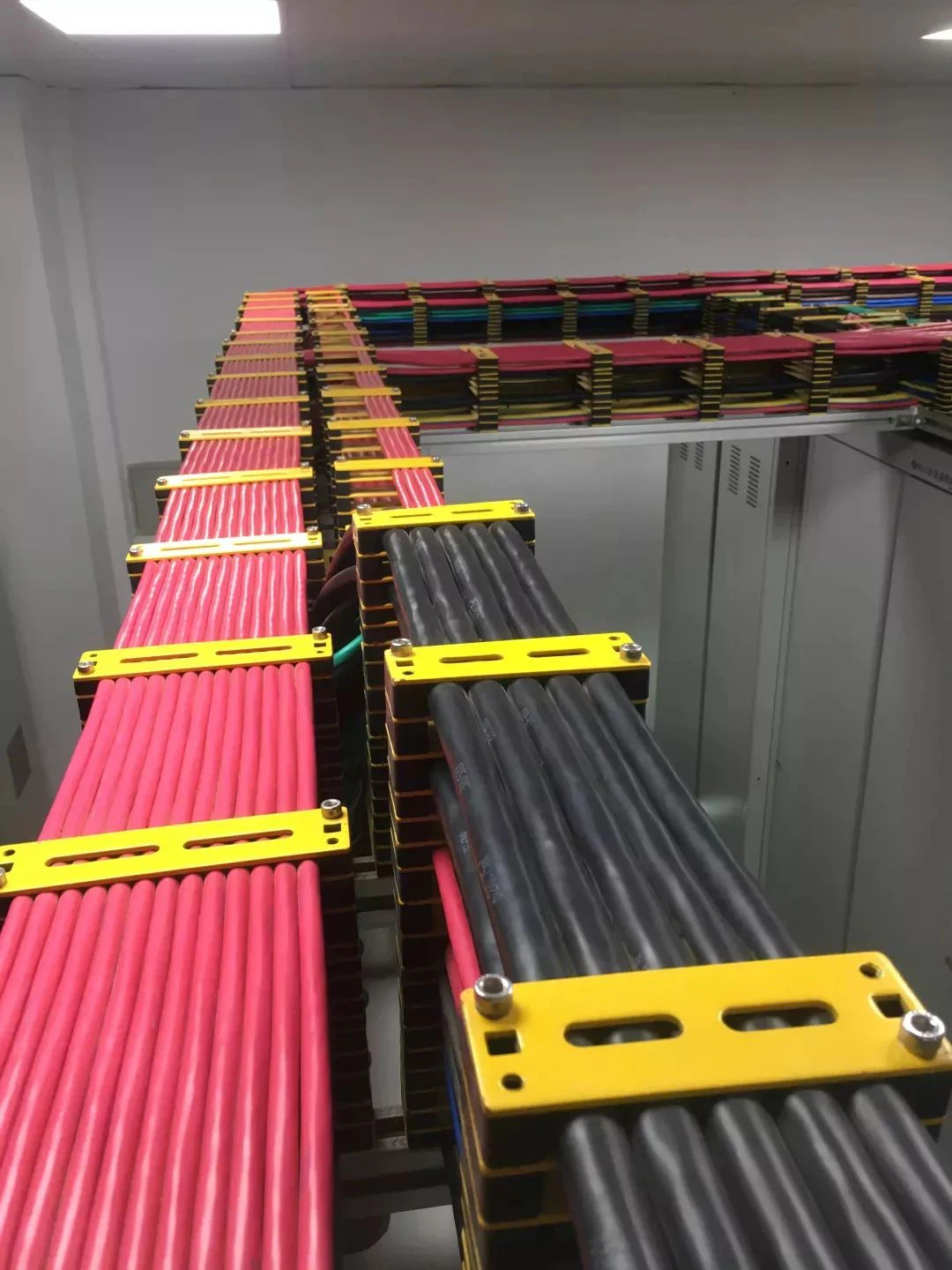 data center cable management 33 data center cable management 33