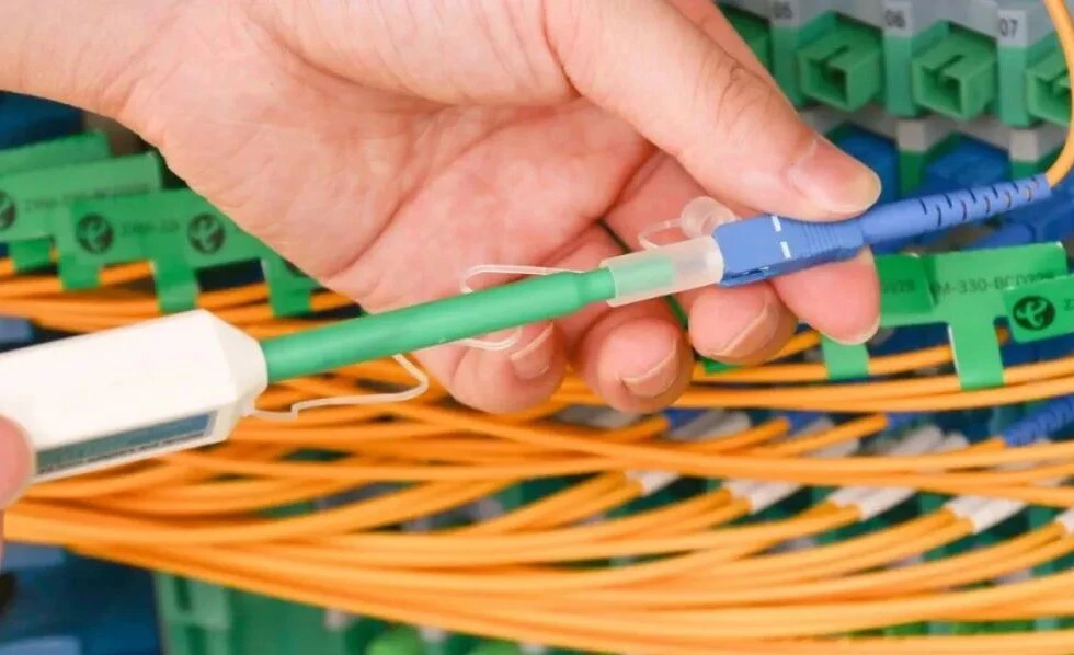 Inspect often, checking the jacket for cracks or splits and the connector for looseness or oxidation, and replace anything you find. Inspect often, checking the jacket for cracks or splits and the connector for looseness or oxidation, and replace anything you find.
